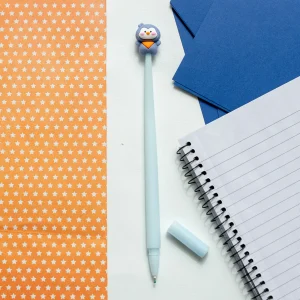 KK-7234-6.jpgv1753116401 Stylo Souple à Secouer - Pingouin Kawaii